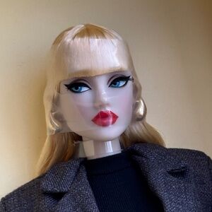 Defa Lucy Series 1 Icon Model 1.5 NRFB Articulated Jointed Blonde Fashion Doll